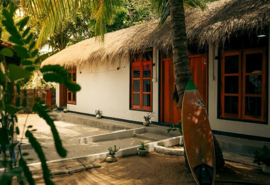 Surfing Lion Hostel Arugam Bay Exteriér fotografie