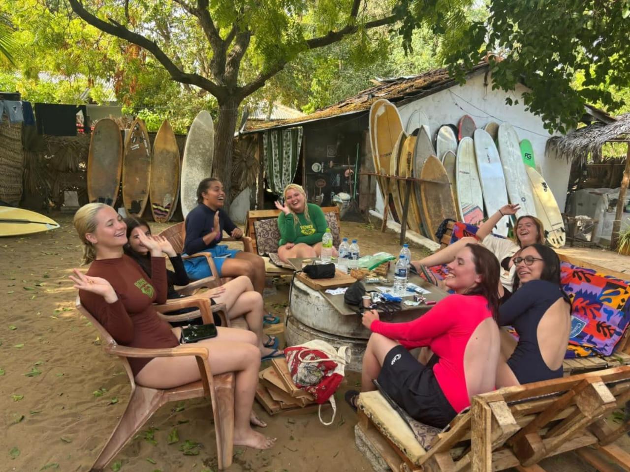 Surfing Lion Hostel Arugam Bay Exteriér fotografie